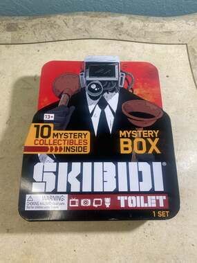 Bonkers Toys Skibidi Toilet Mystery Box 10 Collectibles
